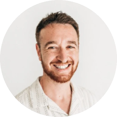 Portrait of Moshe Scheiner, co-founder of UnboxMe and founder of BoostSR